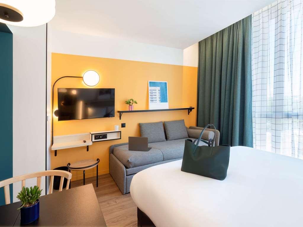 Aparthotel Adagio Access Rouen Centre Cathedrale Room photo