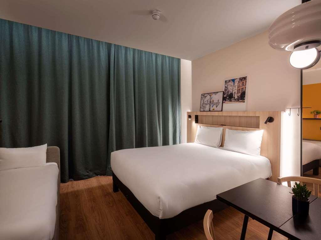 Aparthotel Adagio Access Rouen Centre Cathedrale Room photo
