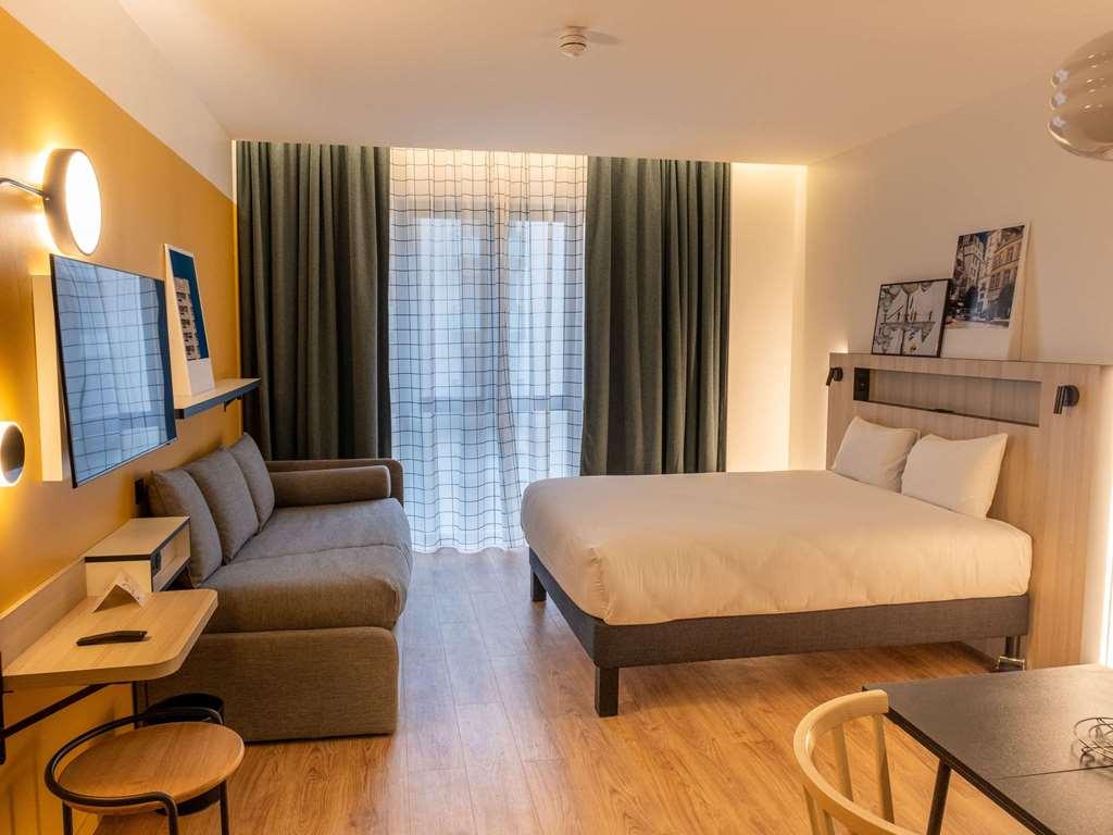Aparthotel Adagio Access Rouen Centre Cathedrale Room photo